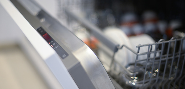 Geschirrspül­maschinen bei Elektro Emmerich GmbH in Neuenstein Raboldshausen